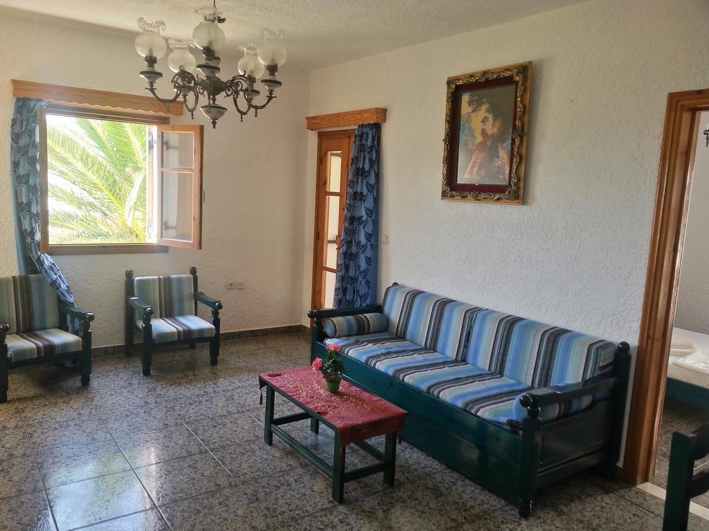 Montemar Studios & Apartments Αρκάσα Δωμάτιο φωτογραφία